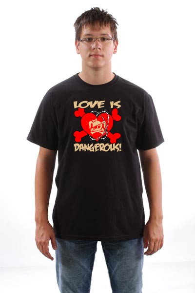 Majica Ljubav je opasna
