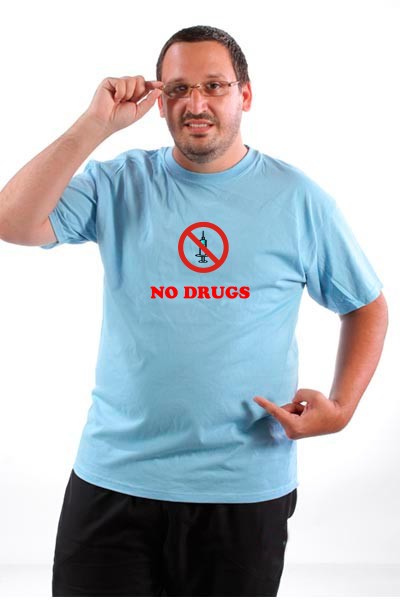 Majica No drugs.