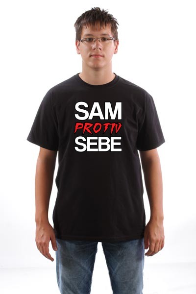 Majica Sam protiv sebe