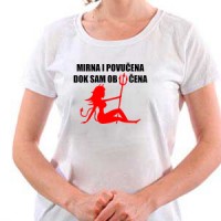 Mirna i povučena majica