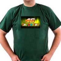Rossi Valentino u pozadini broja 46 majica
