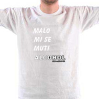 Malo mi se muti majica