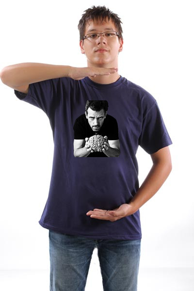 House M.D. brain / Doktor Gregory House sa mozgom u rukama - glavni junak popularne serije House M.D.