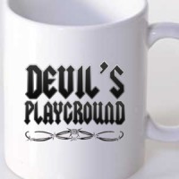 Šolja Devil's Playground