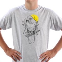 T-shirt Bird on a tree
